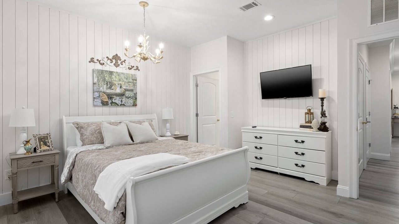 Photo of Bedroom in Long Beach