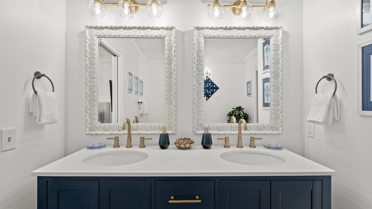 Photo of Bathroom in Long Beach