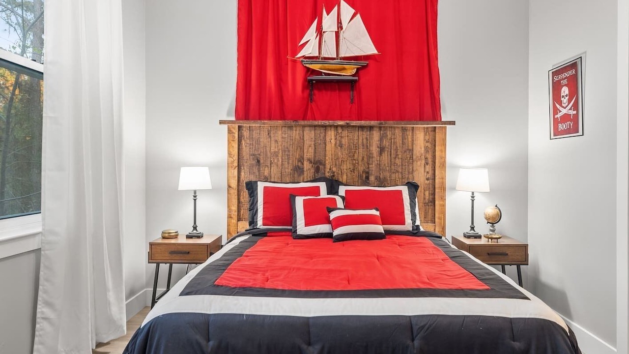 Photo of Bedroom in Long Beach