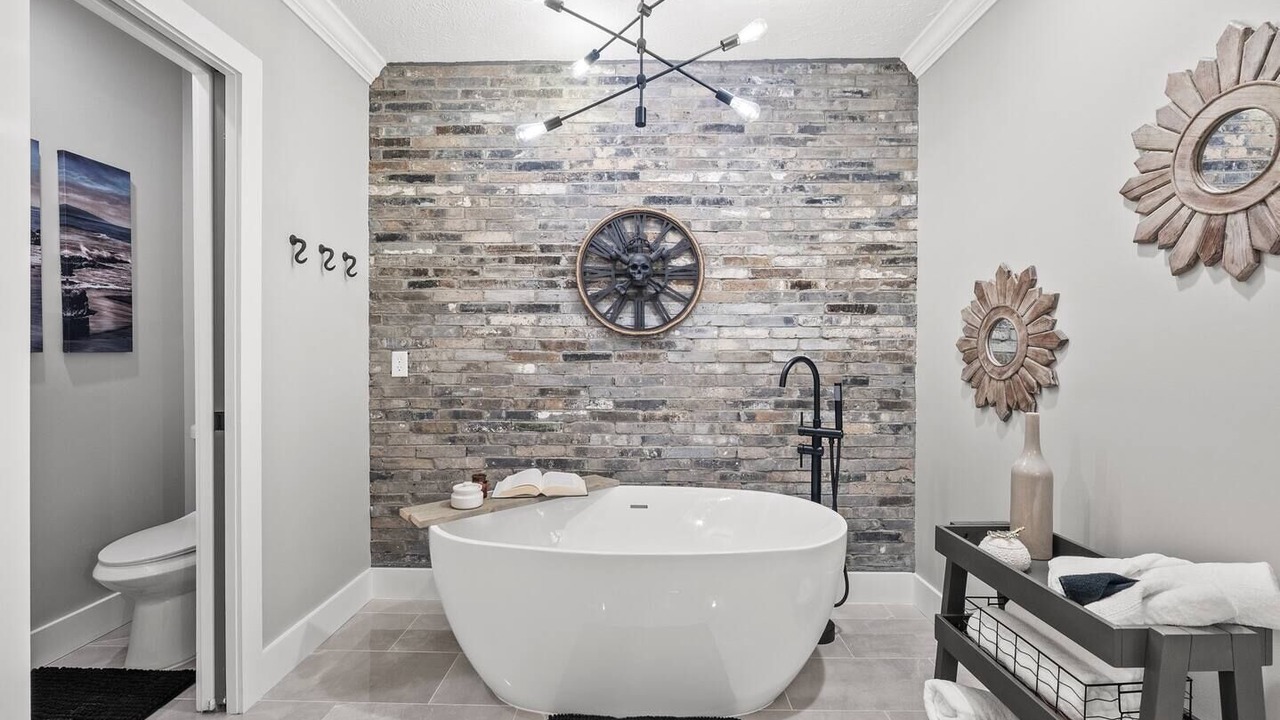 Photo of Bathroom in Long Beach