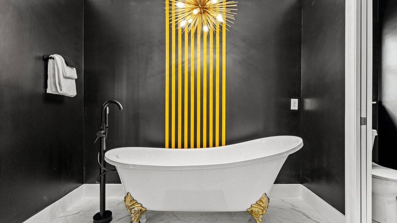 Photo of Bathroom in Long Beach