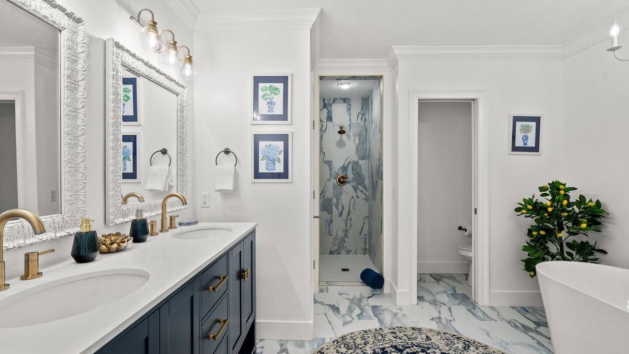 Photo of Bathroom in Long Beach