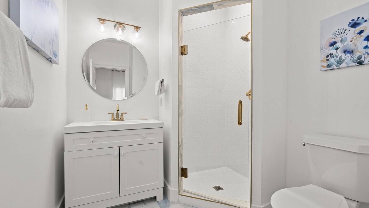 Photo of Bathroom in Long Beach