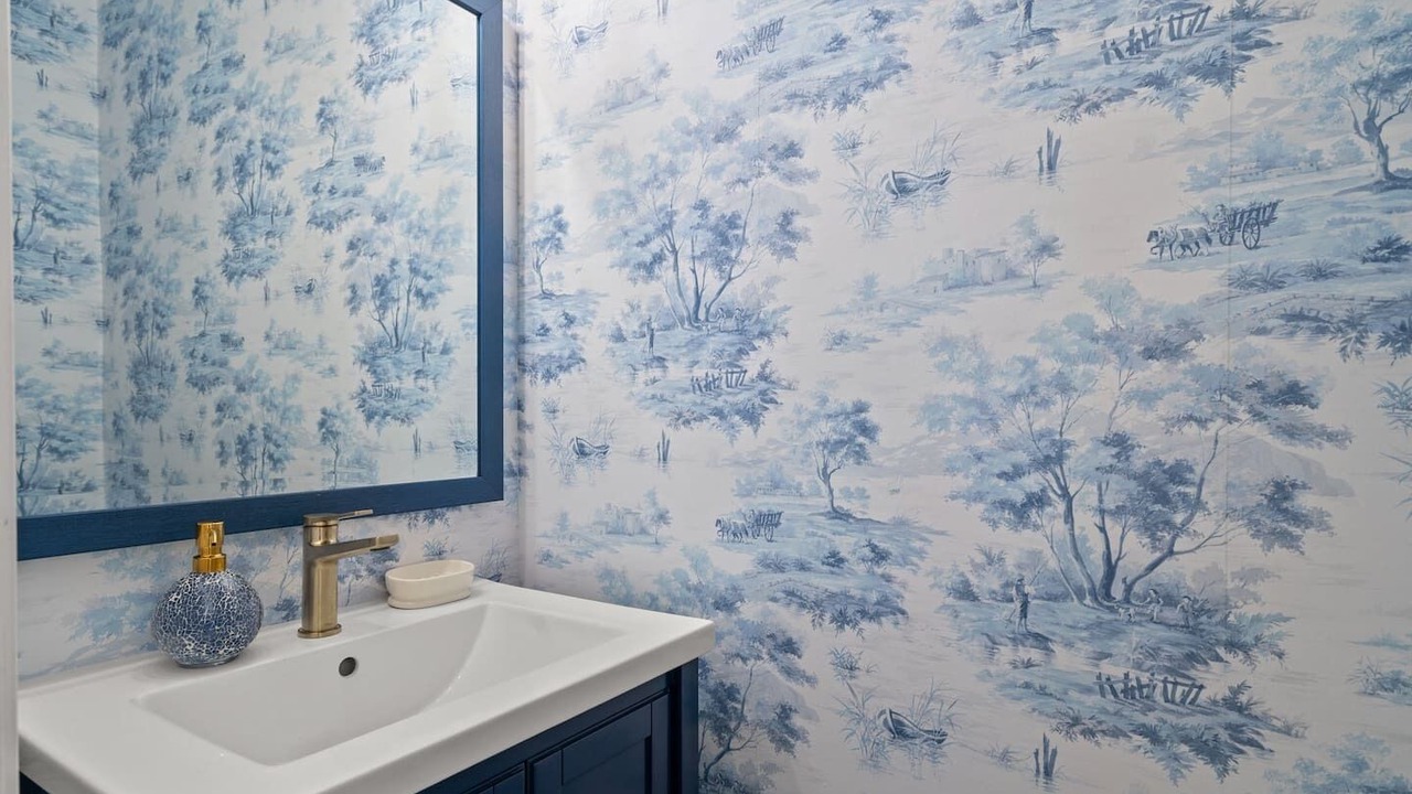Photo of Bathroom in Long Beach