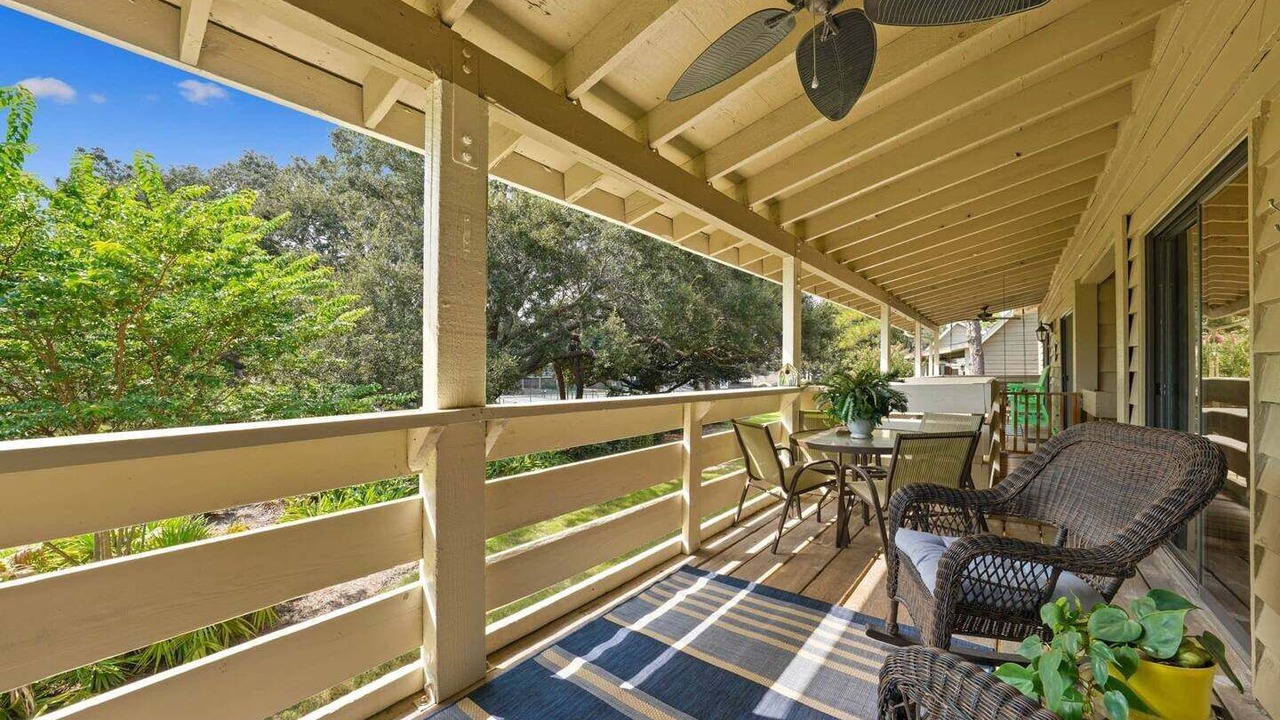 Photo of Patio Balcony in Miramar Beach