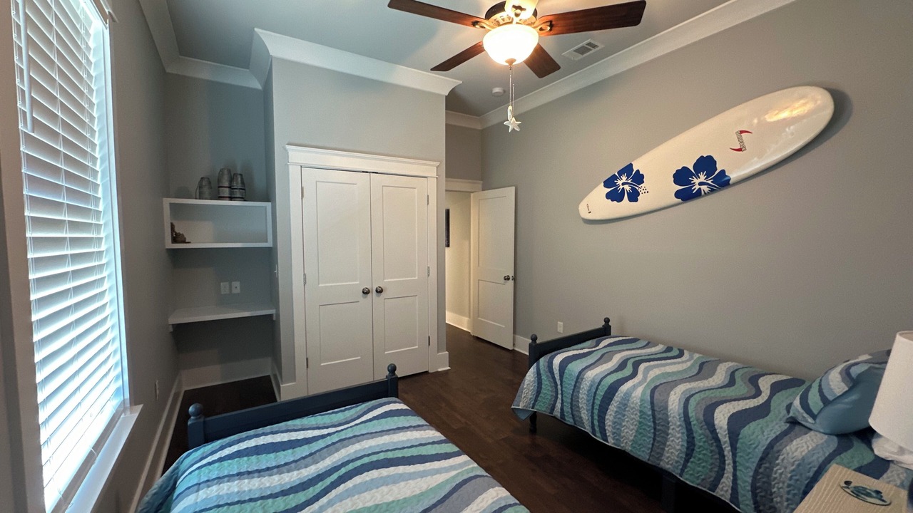Photo of Bedroom in Long Beach