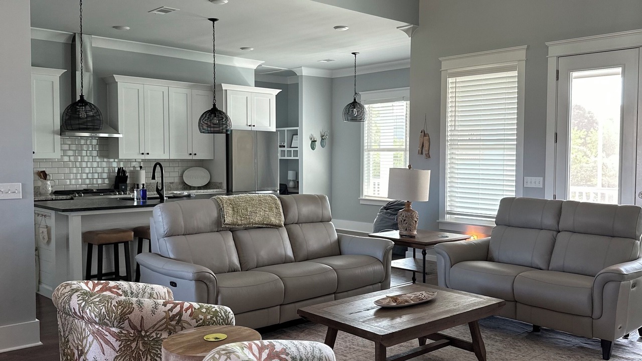 Photo of Livingroom in Long Beach