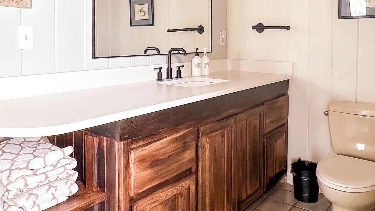 Photo of Bathroom in Plantation