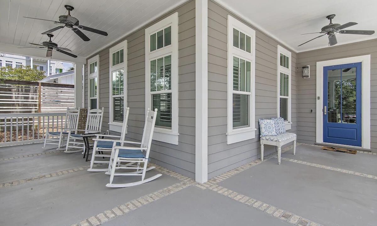 Photo of Patio Balcony in Dune Allen Beach