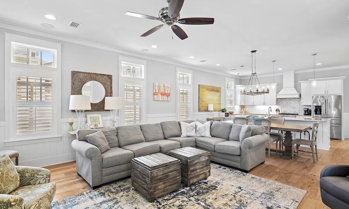 Photo of Livingroom in Dune Allen Beach