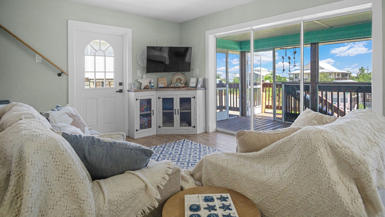 Photo of Livingroom in Placida