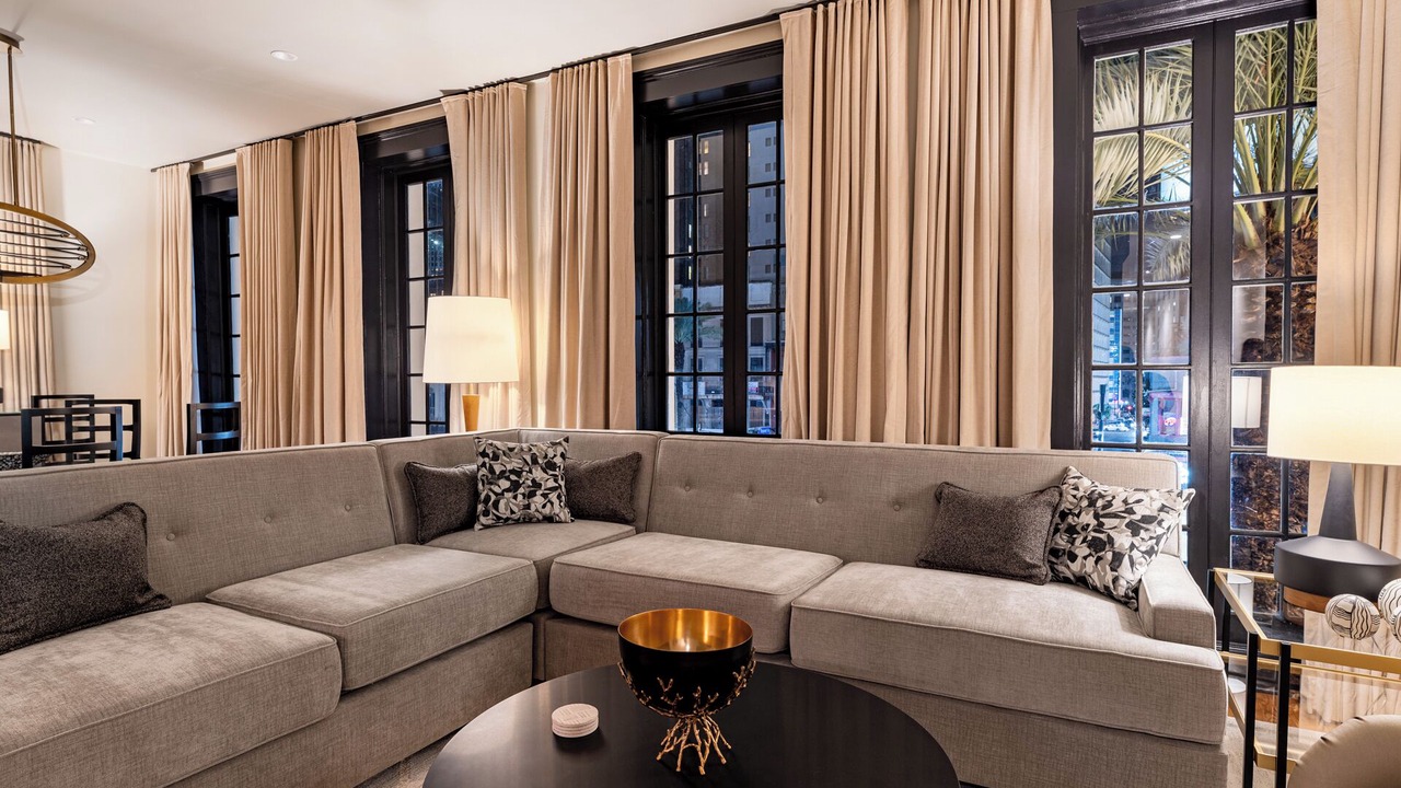 Photo of Livingroom in Central Business District