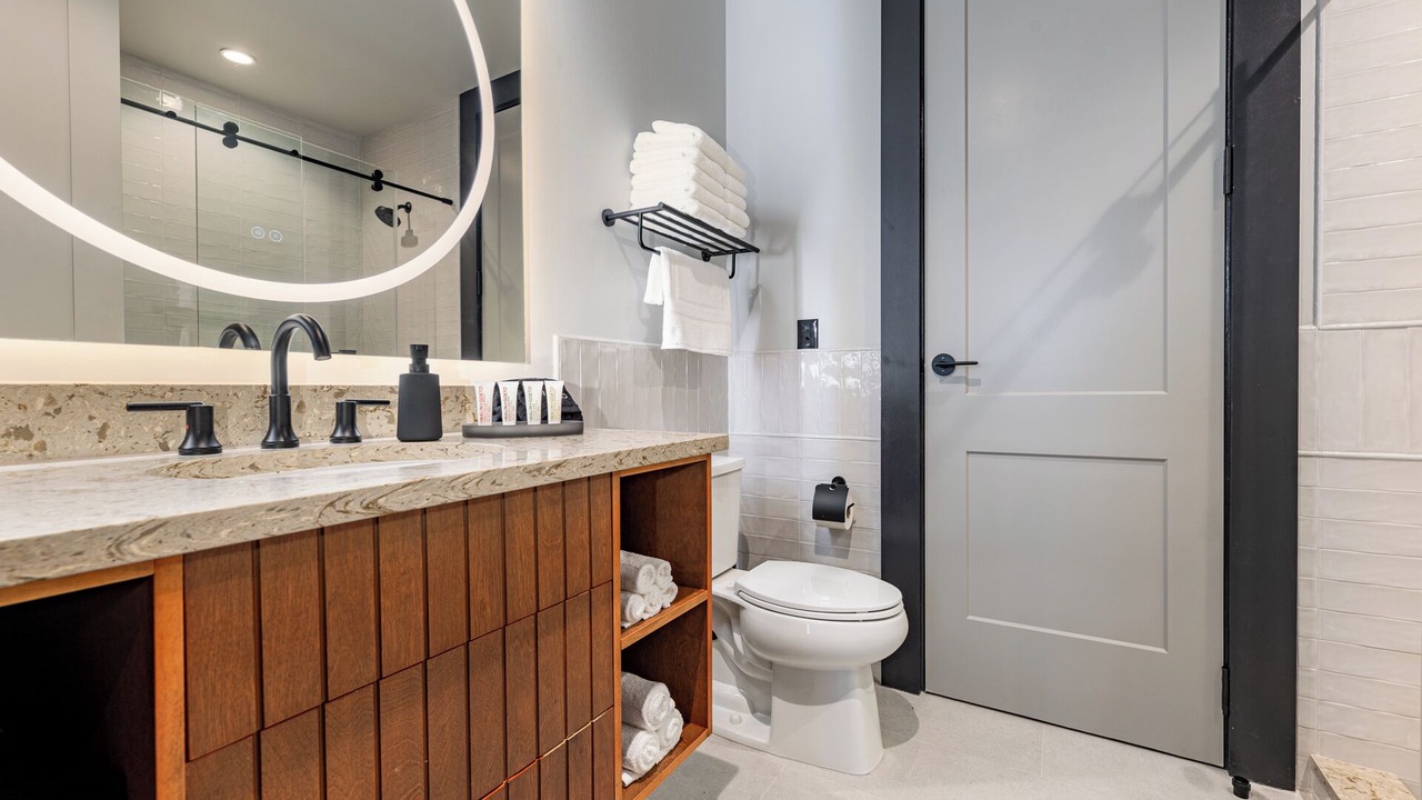 Photo of Bathroom in Central Business District