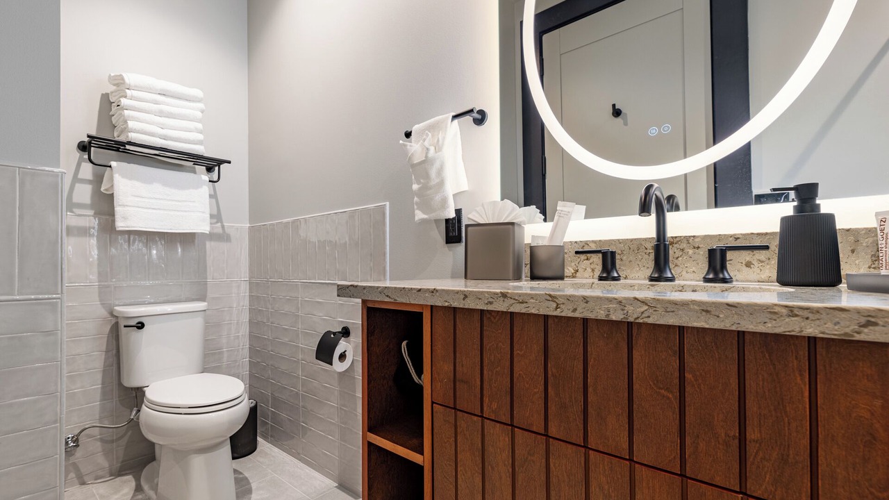 Photo of Bathroom in Central Business District