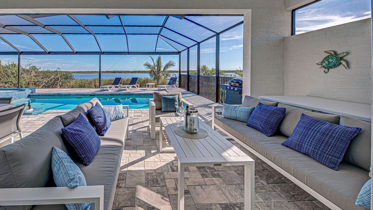 Photo of Livingroom in South Gulf Cove