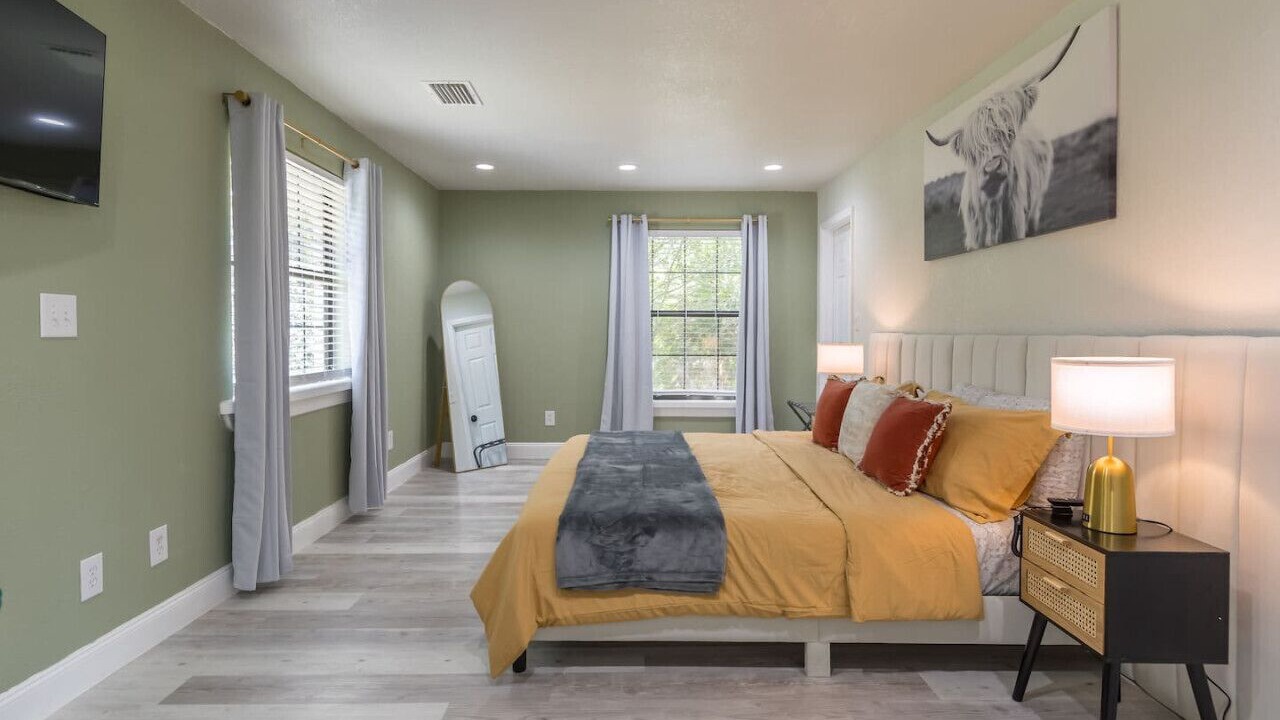 Photo of Bedroom in DeLand