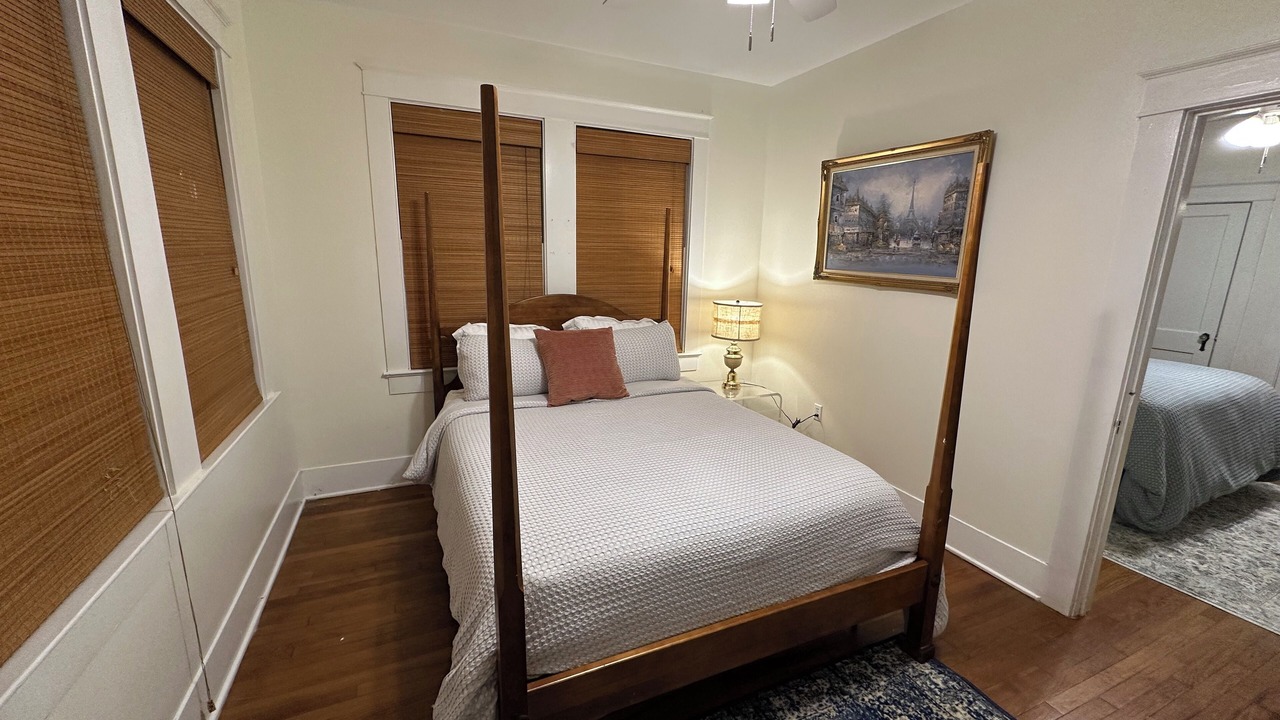 Photo of Bedroom in Highlands - Perkins