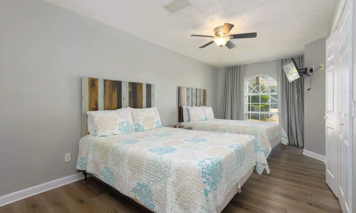 Photo of Bedroom in Gulf Lagoon Beach