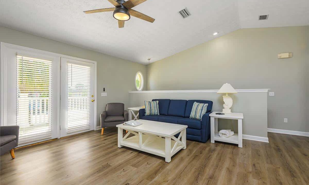 Photo of Livingroom in Gulf Lagoon Beach