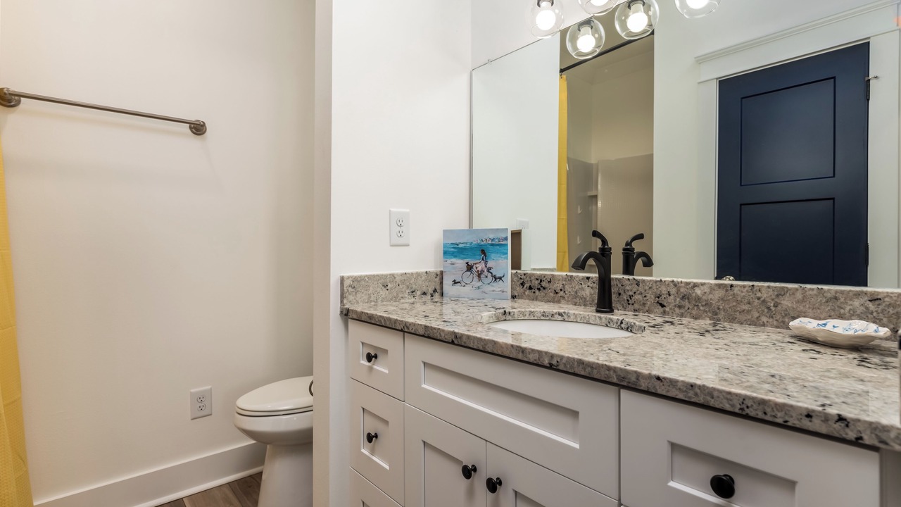 Photo of Bathroom in Audubon Place