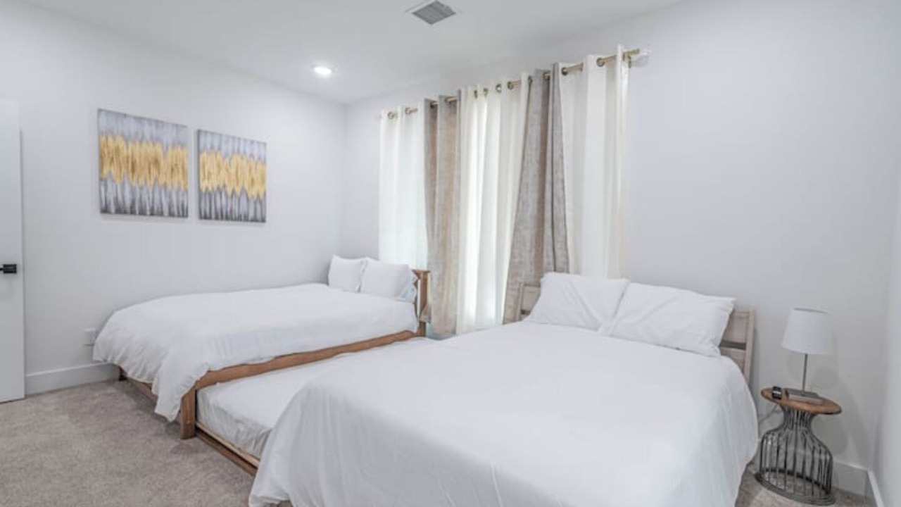 Photo of Bedroom in South Central Houston
