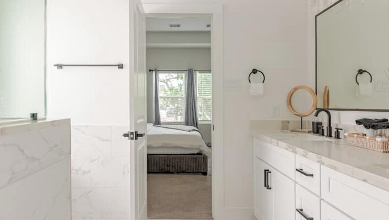 Photo of Bathroom in South Central Houston