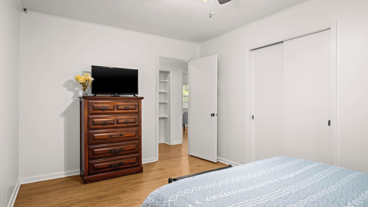 Photo of Bedroom in Pineville