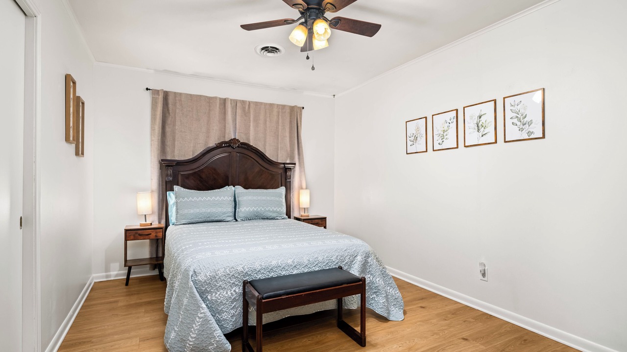 Photo of Bedroom in Pineville