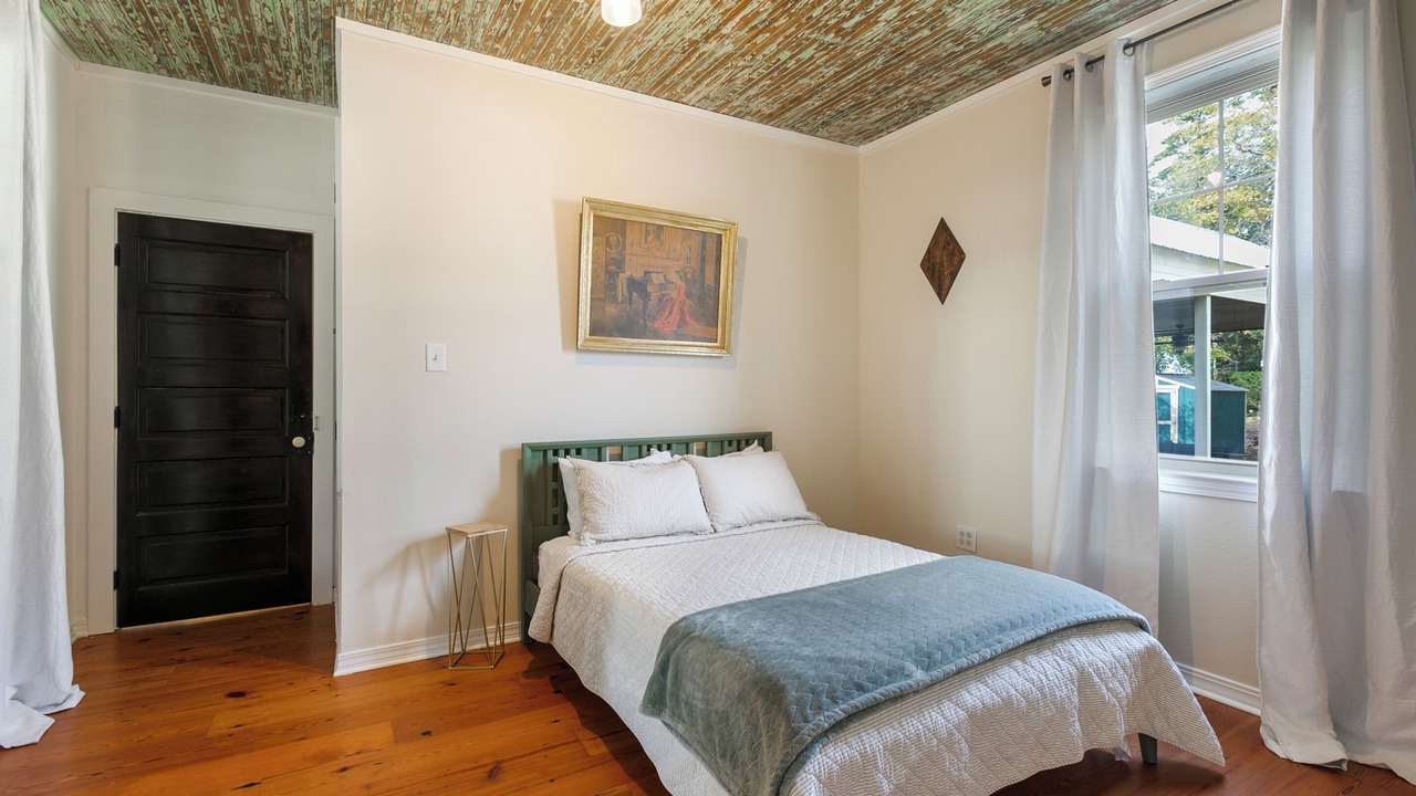 Photo of Bedroom in Abita Springs