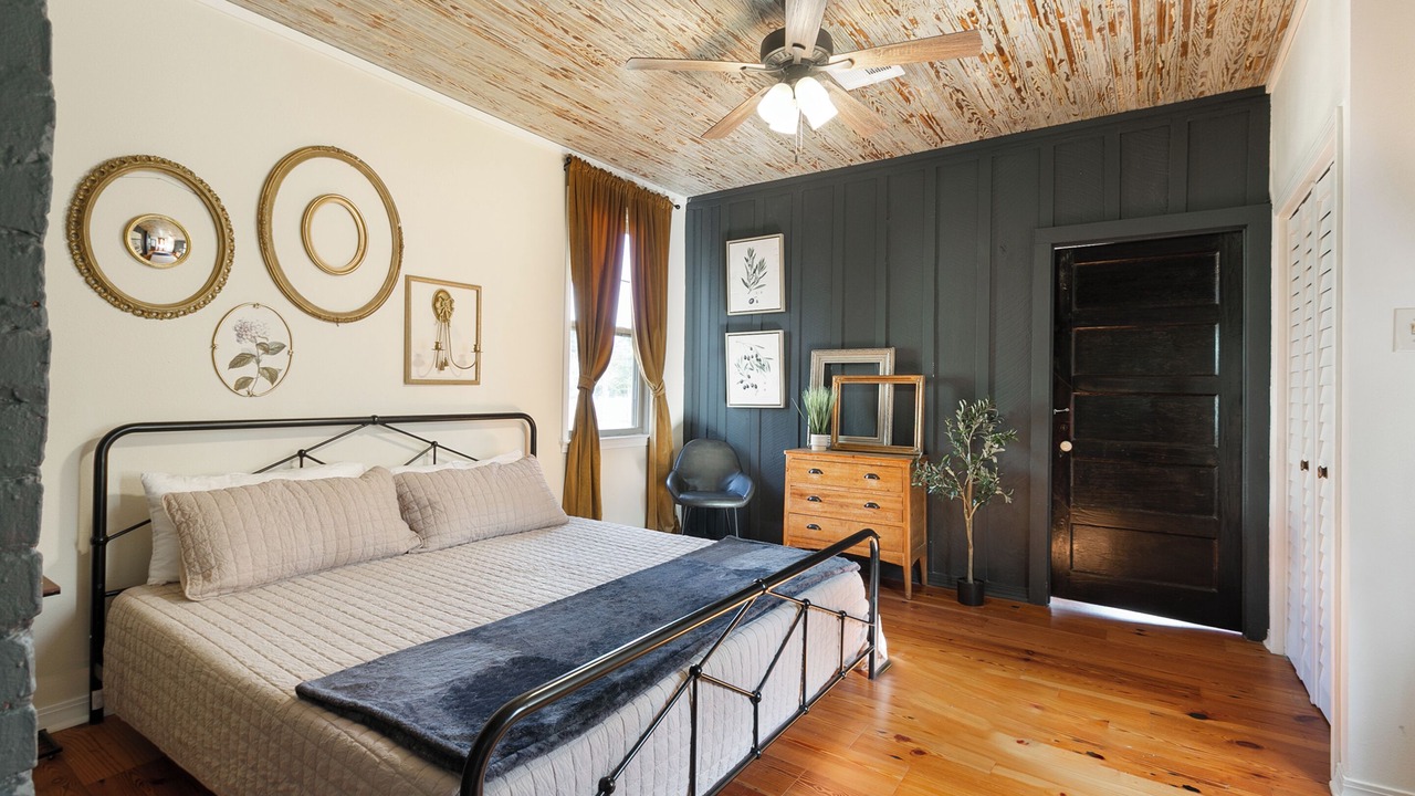 Photo of Bedroom in Abita Springs
