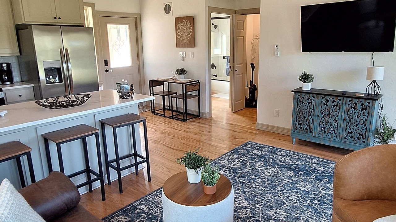 Photo of Livingroom in Tyler