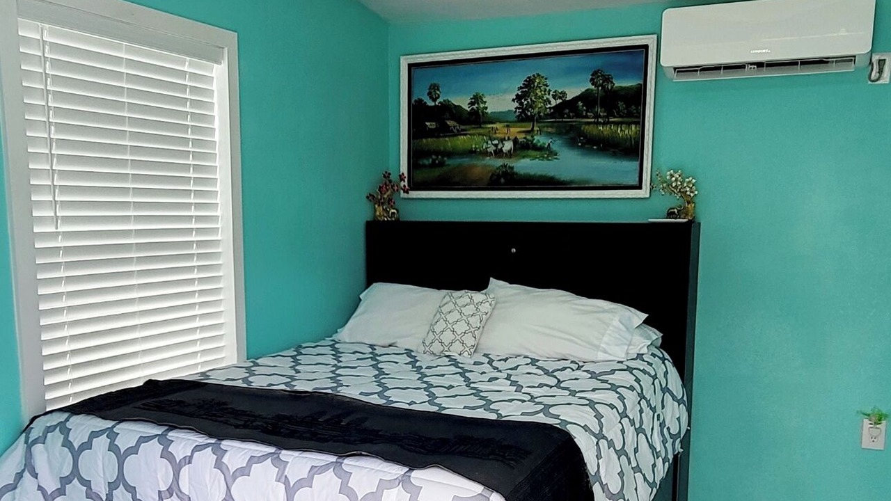 Photo of Bedroom in Baytown