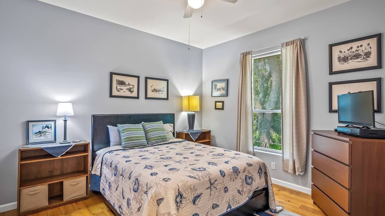 Photo of Bedroom in Panacea