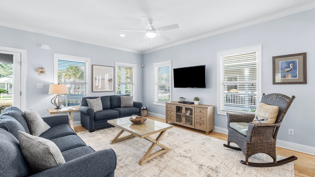 Photo of Bedroom in Crystal Beach