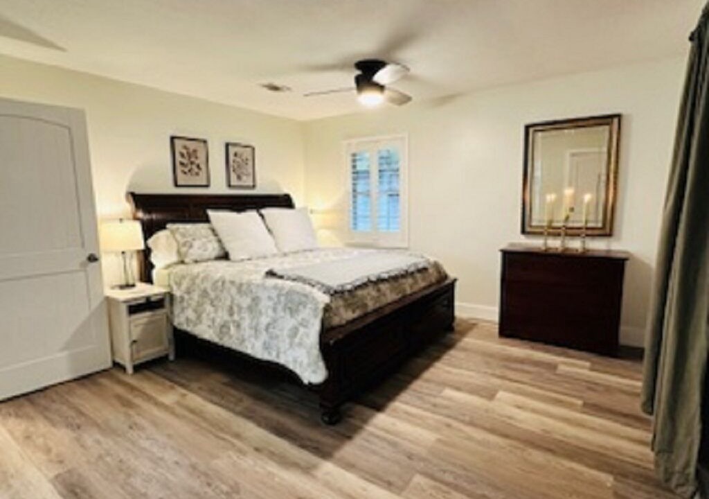 Photo of Bedroom in Graceville