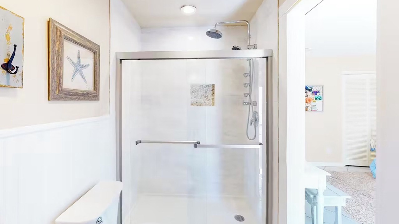 Photo of Bathroom in Upper Grand Lagoon