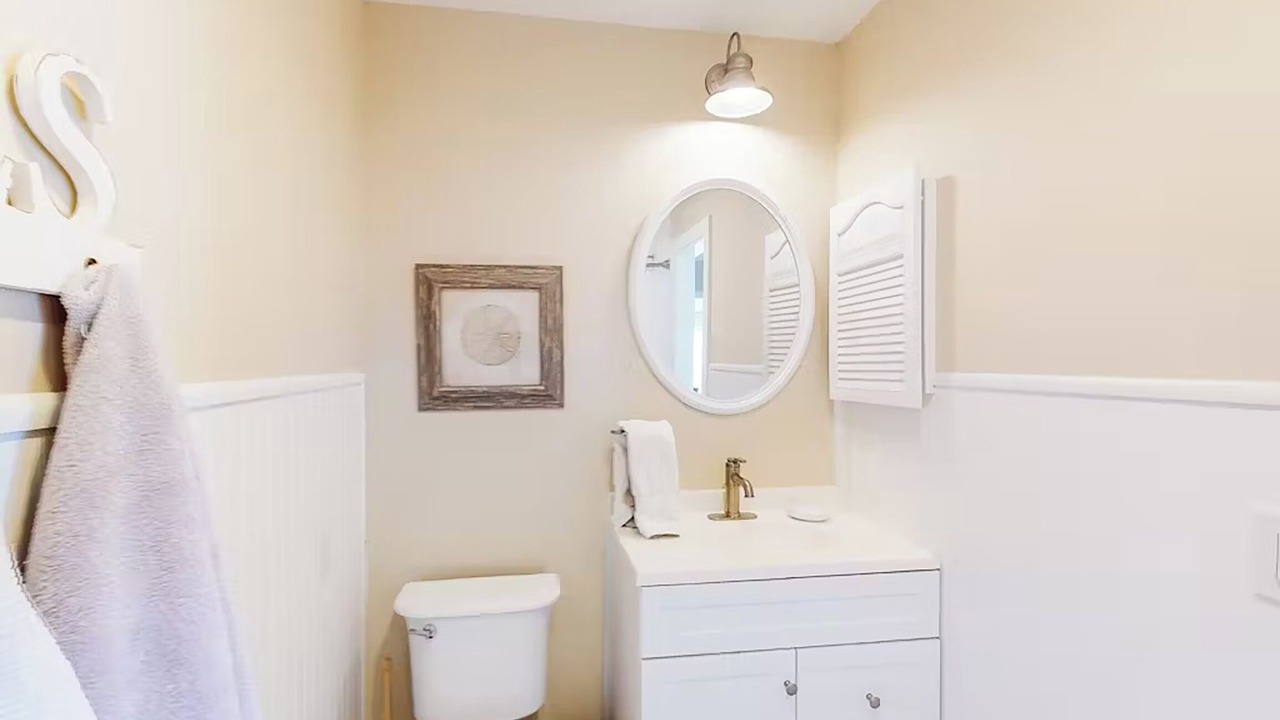 Photo of Bathroom in Upper Grand Lagoon
