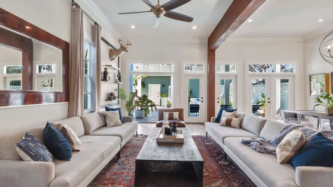 Photo of Livingroom in Saint Thomas Development