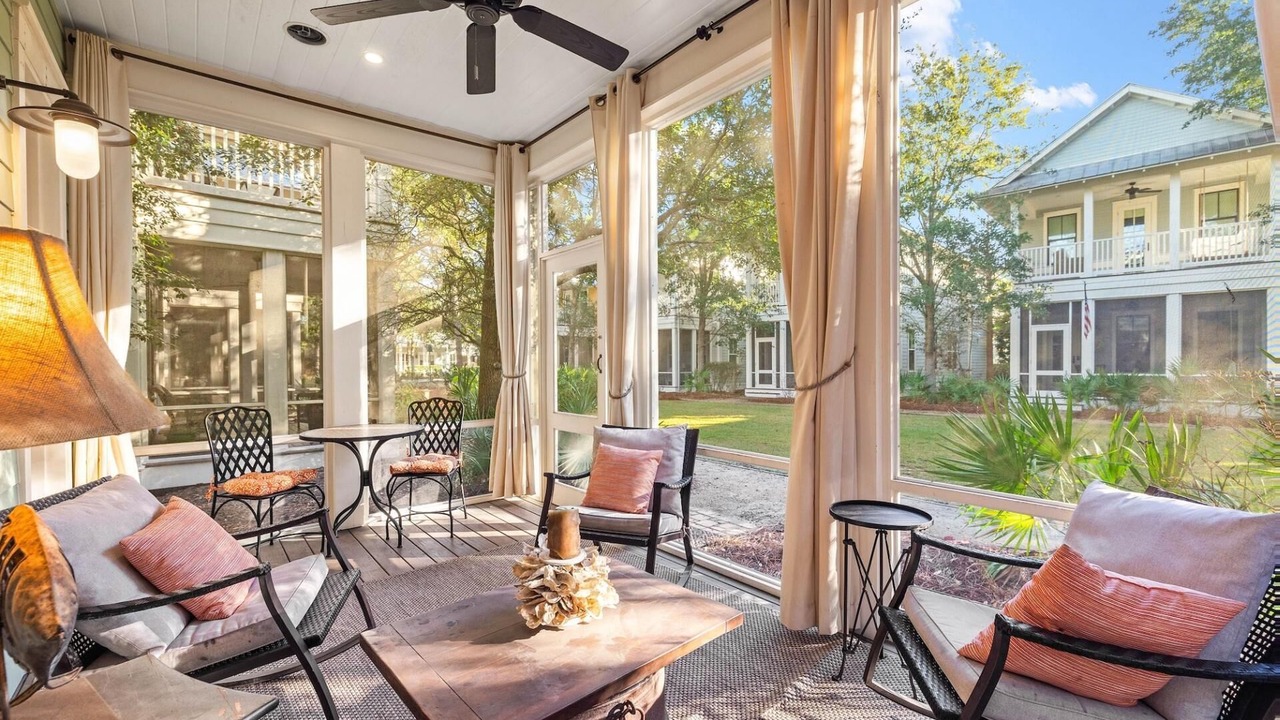 Photo of Patio Balcony in Sugarwood Beach