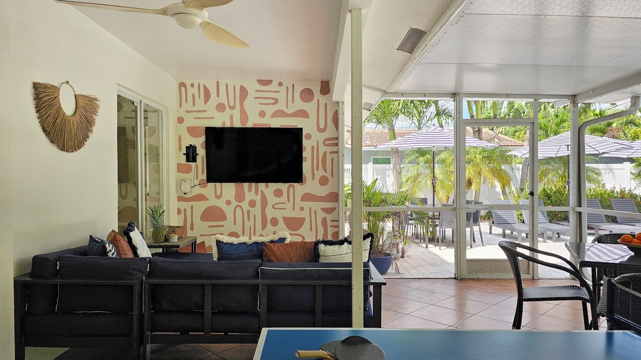 Photo of Livingroom in Imperial Point