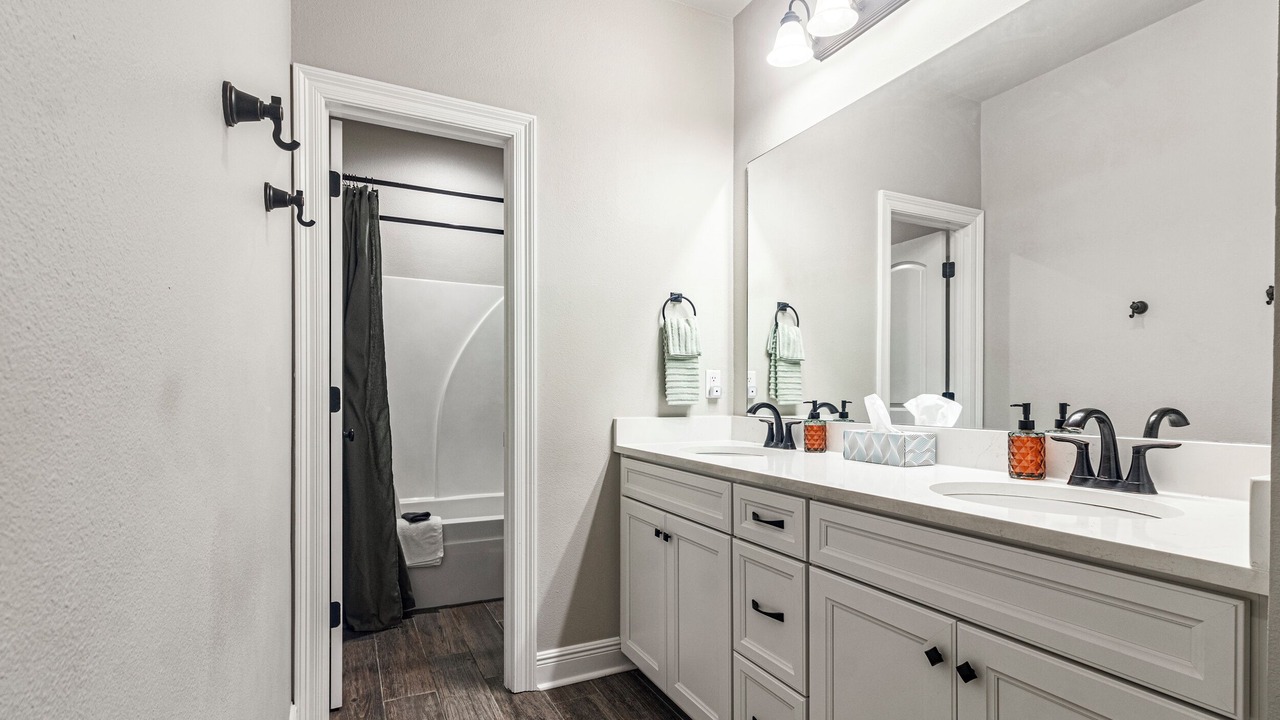 Photo of Bathroom in Lake Charles