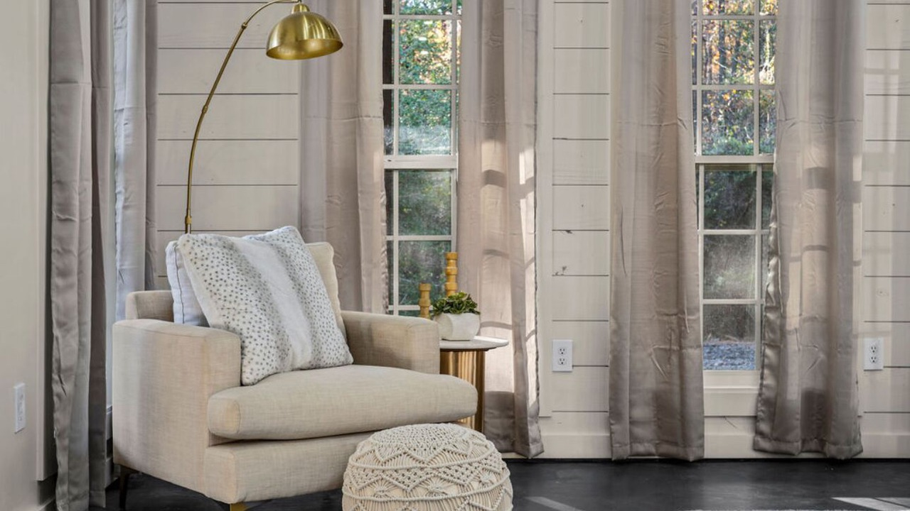 Photo of Livingroom in Jasper