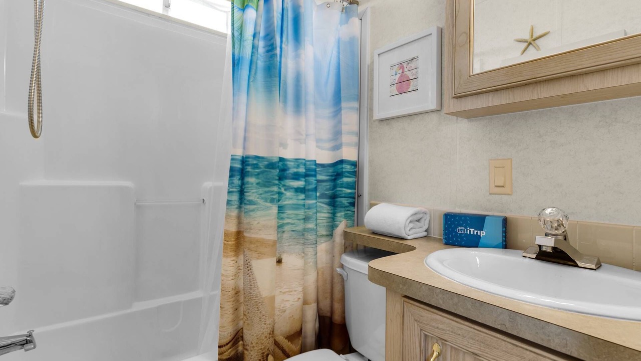 Photo of Bathroom in Upper Grand Lagoon