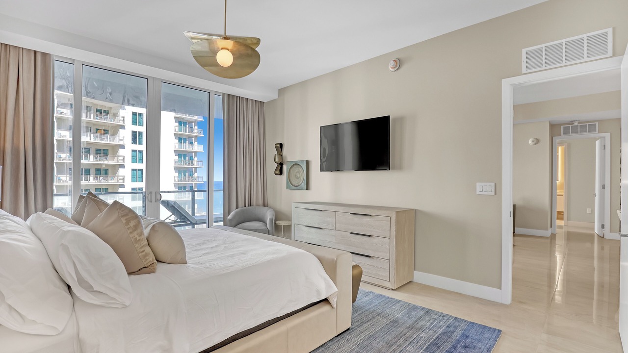 Photo of Bedroom in Singer Island