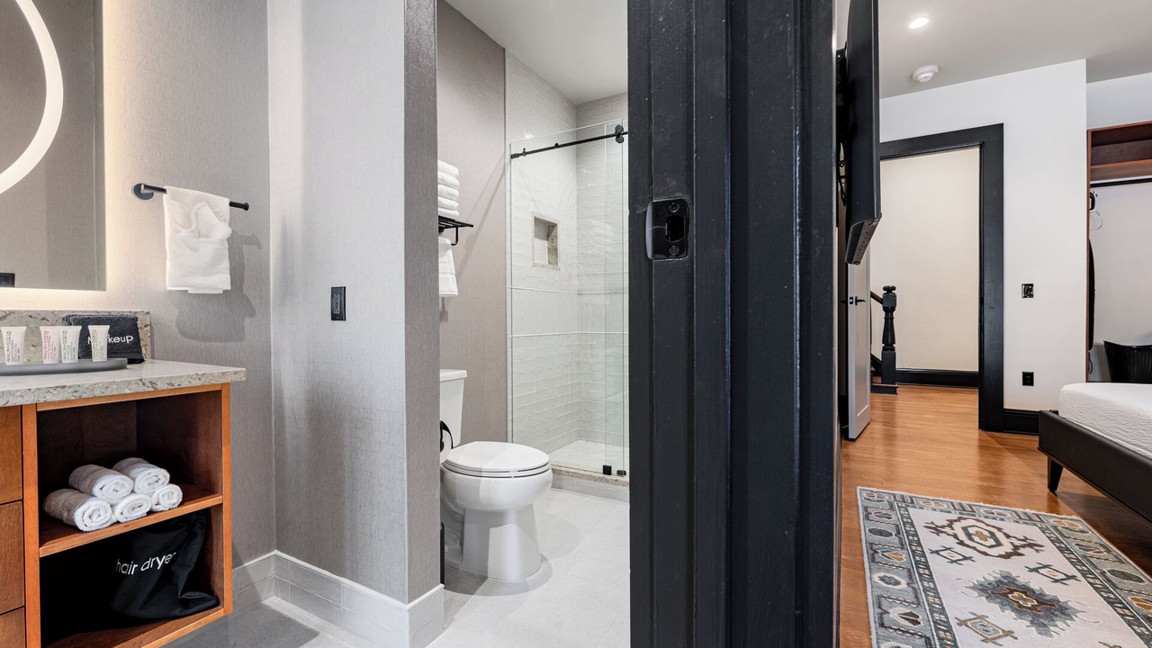 Photo of Bathroom in Central Business District