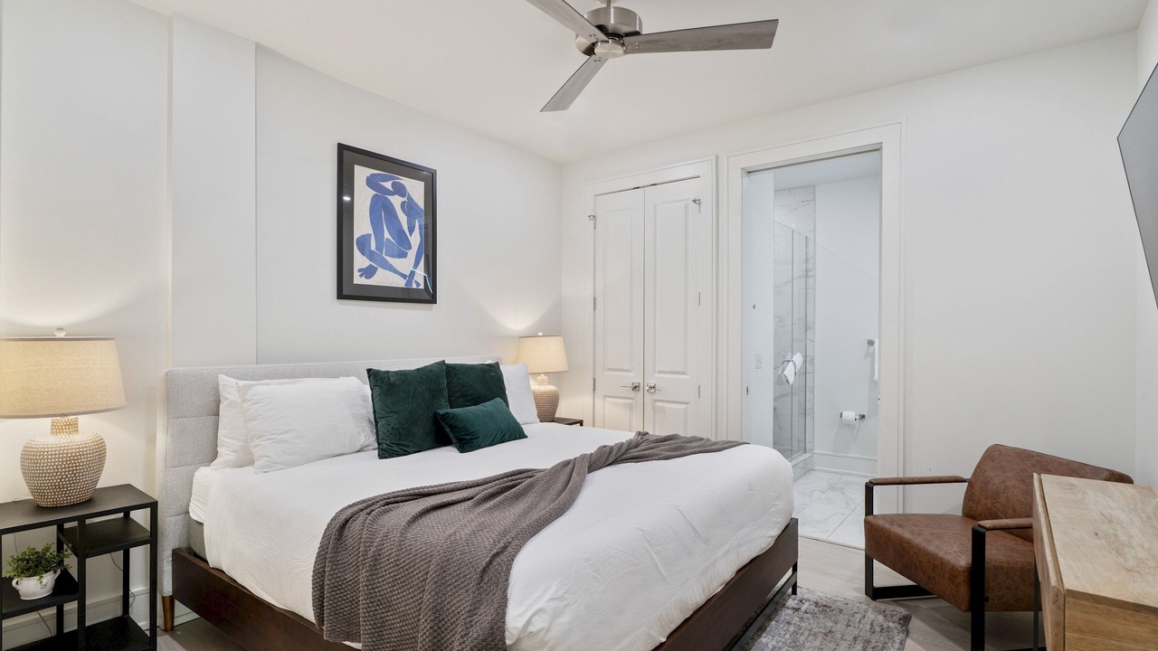 Photo of Bedroom in Central Business District