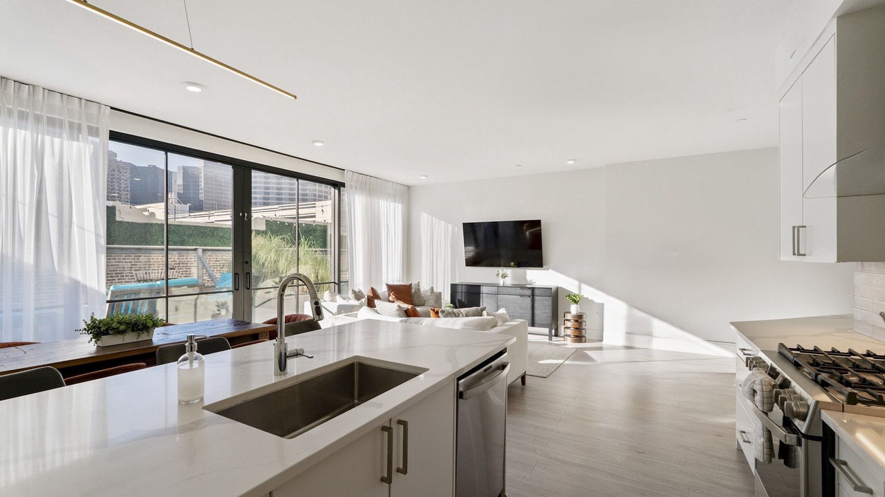 Photo of Kitchen in Central Business District