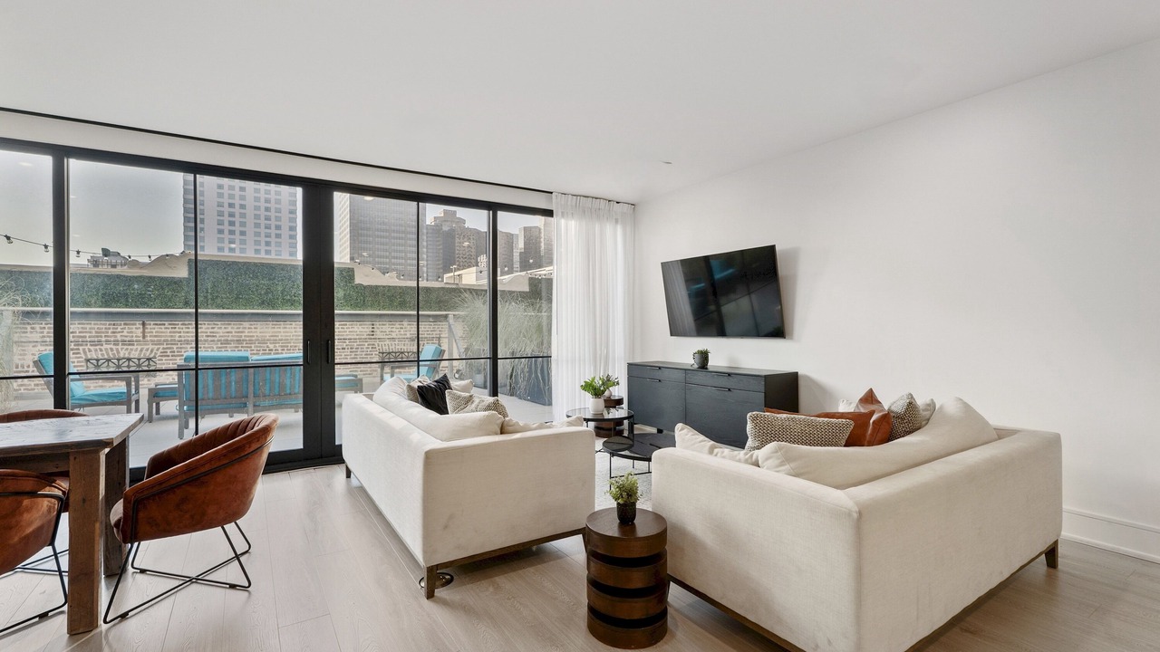 Photo of Livingroom in Central Business District