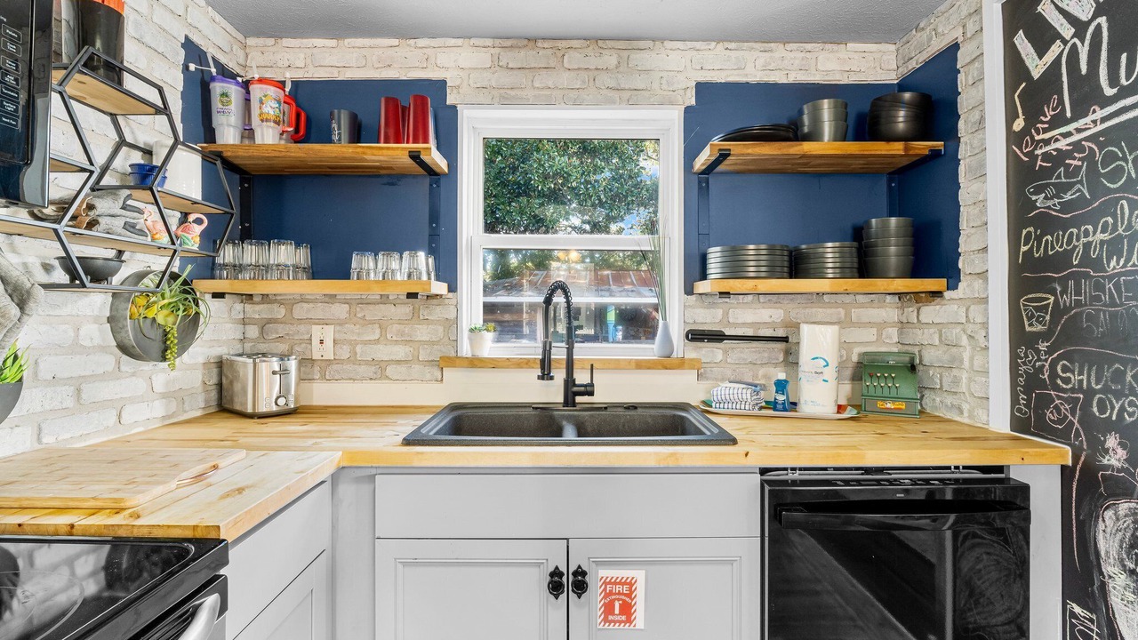 Photo of Kitchen in El Centro Beach