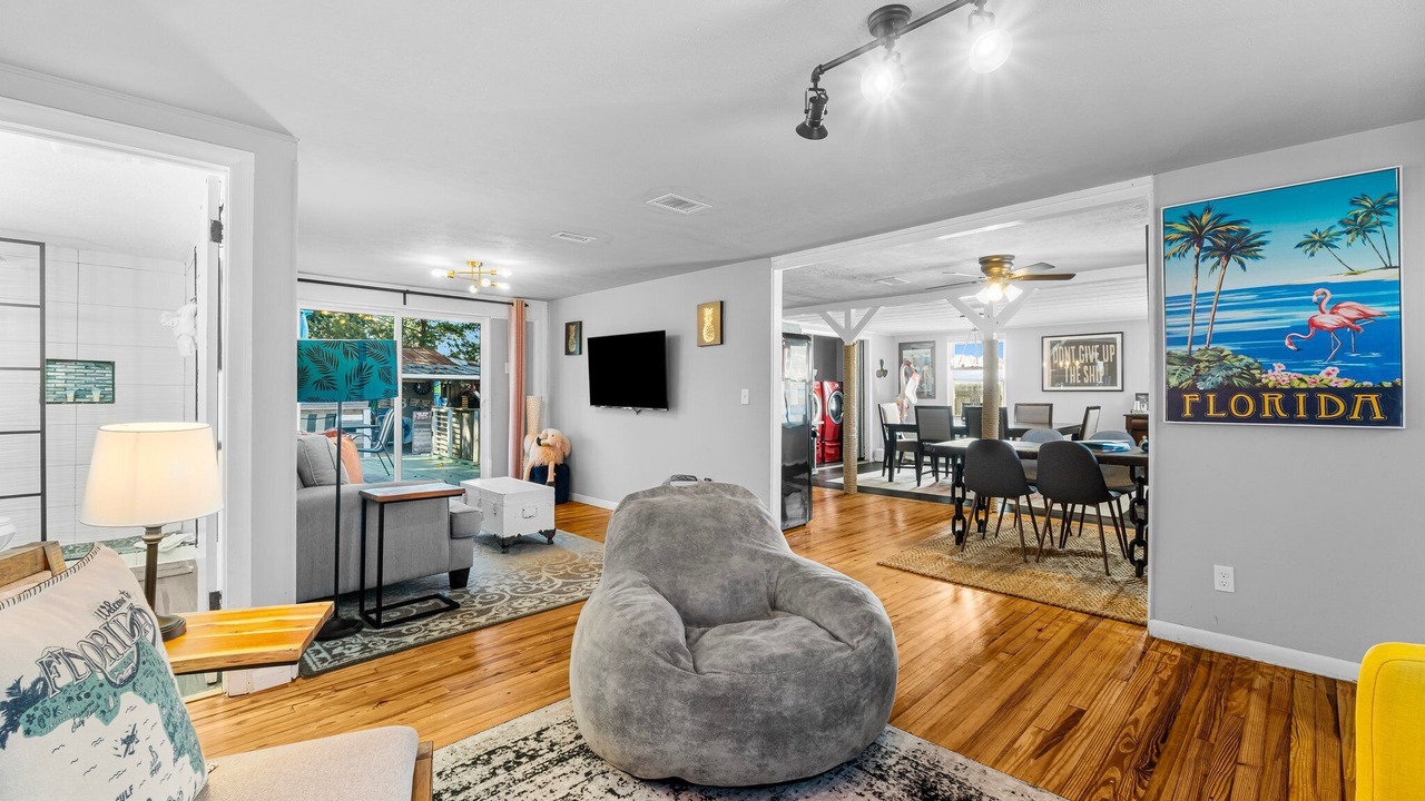 Photo of Livingroom in El Centro Beach